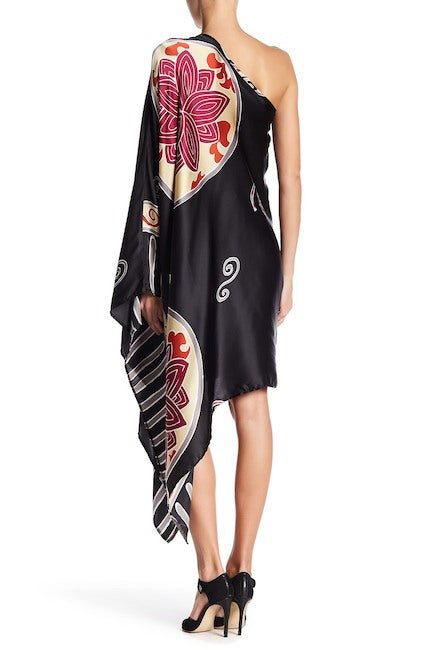 PONCHO SILK DRESS (BLACK)- VD1642