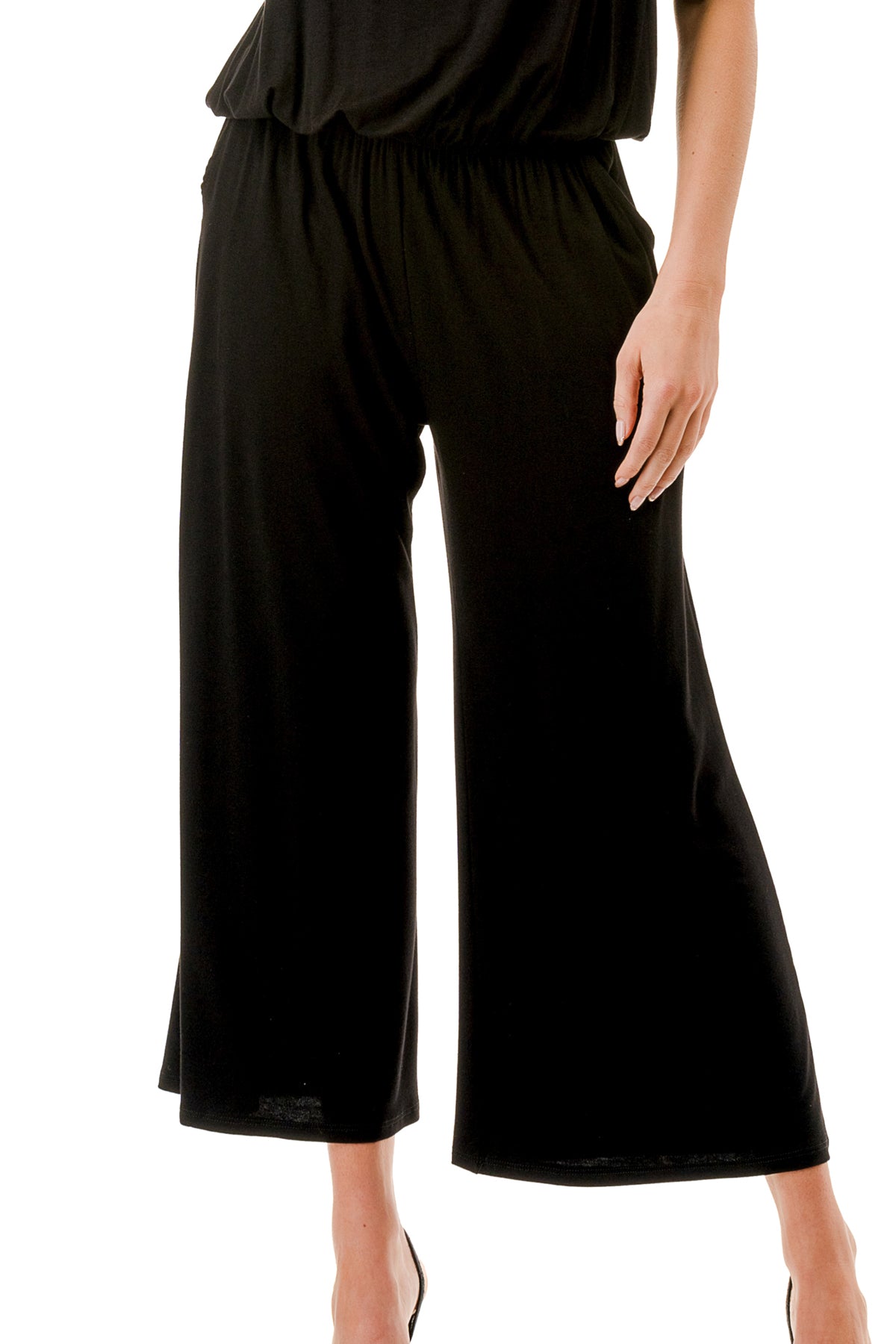 SCARLET CAPRI JUMPSUIT (BLACK)- VD3304