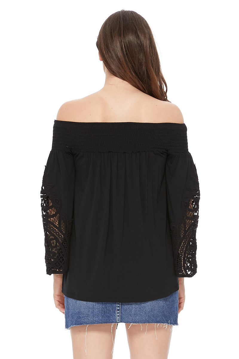 LOUISA OFF SHOULDER TOP (BLACK)-VT2541