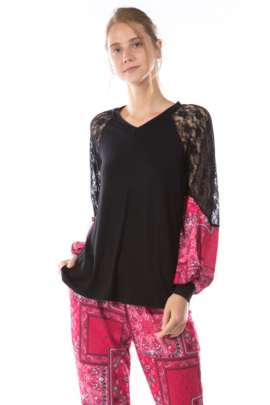 GINA V NECK TOP (BLACK/BANDANA RED )- VT2647