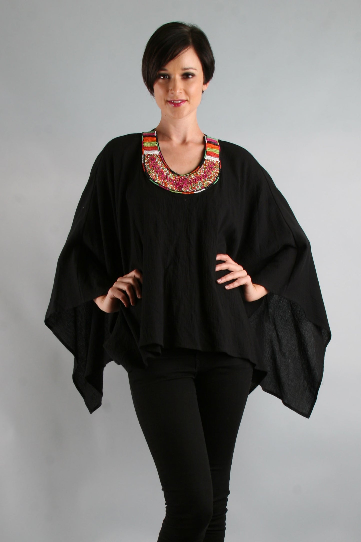 FIONA PONCHO TOP (BLACK)- VT7447