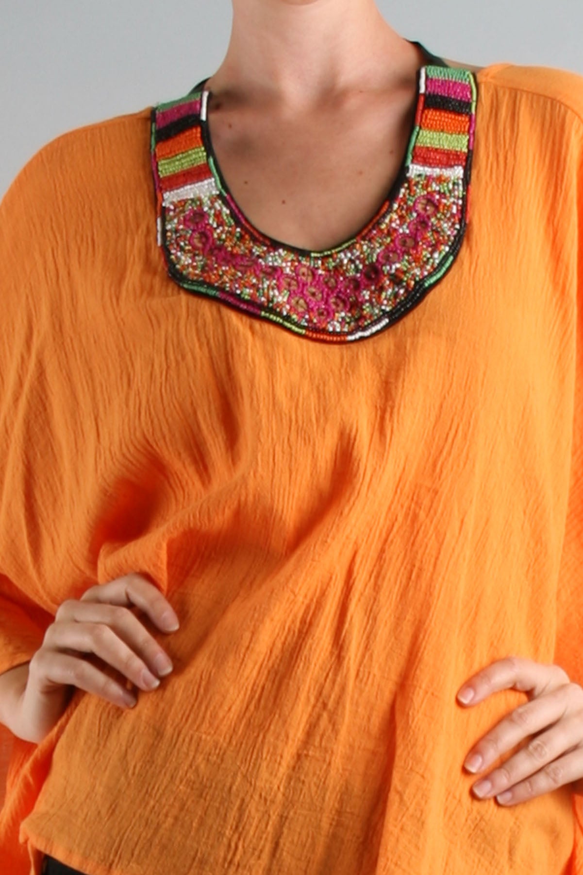 FIONA PONCHO TOP (ORANGE)- VT7447